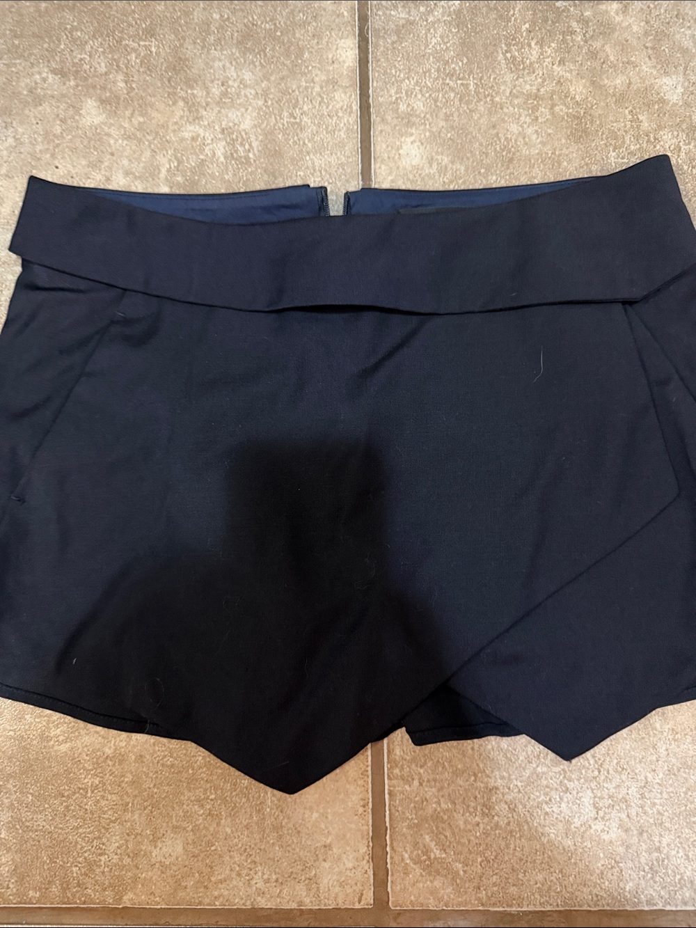 TALULA woman’s Fold-Over Waist Navy Skort Shorts